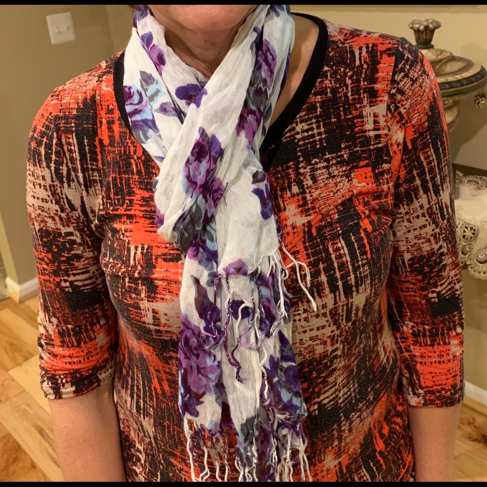 Scarf - Picture 2 of 3